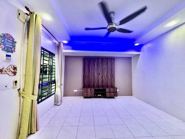 Terraced House for rent in Petaling, Alam Impian