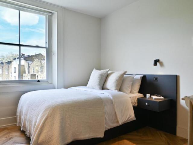 Room for rent in Kensal Town, Bayswater