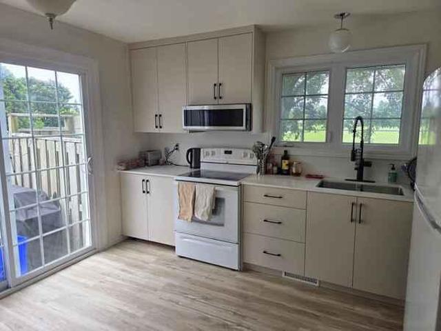 Room for rent in Mulhurst Bay, Ontario