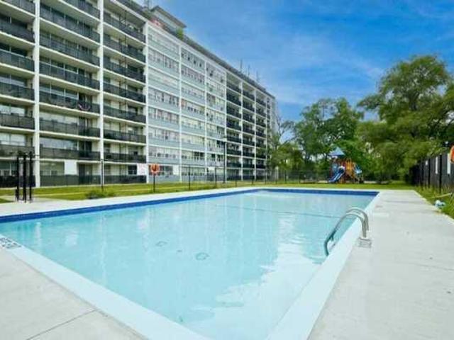 Room for rent in Woburn, Ontario