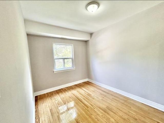 Room for rent in Woburn, Ontario