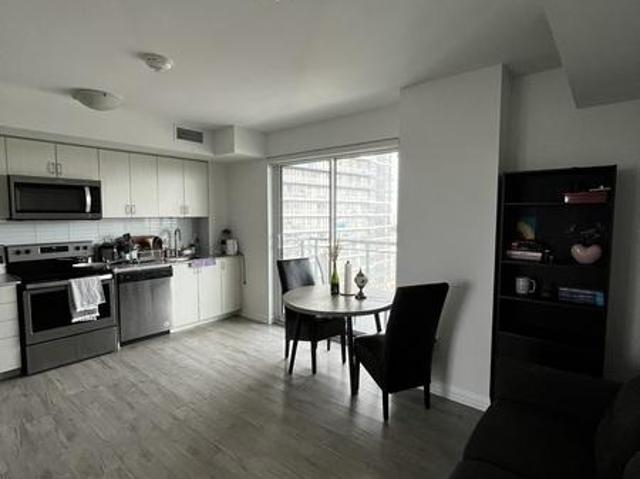 Room for rent in Woburn, Ontario