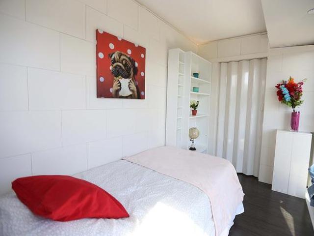 Room for rent in Toronto, Golden Horseshoe