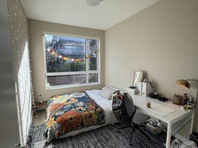 Room for rent in Vancouver, British Columbia