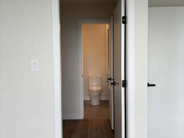 Room for rent in Vancouver, British Columbia