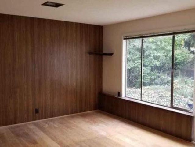 Room for rent in Vancouver, British Columbia
