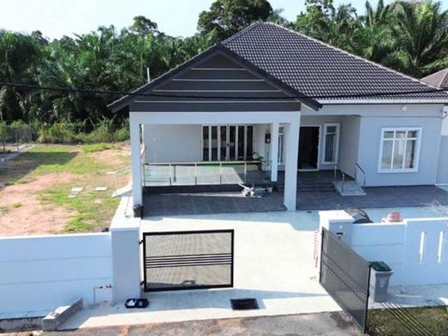 Bungalow for rent in Muar