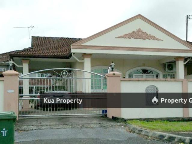 Residential House for rent in Kuching, Bahagian Kuching