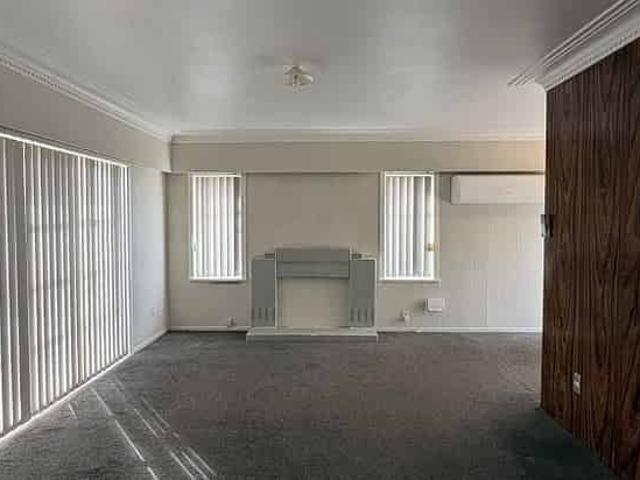 House for rent in Owhata