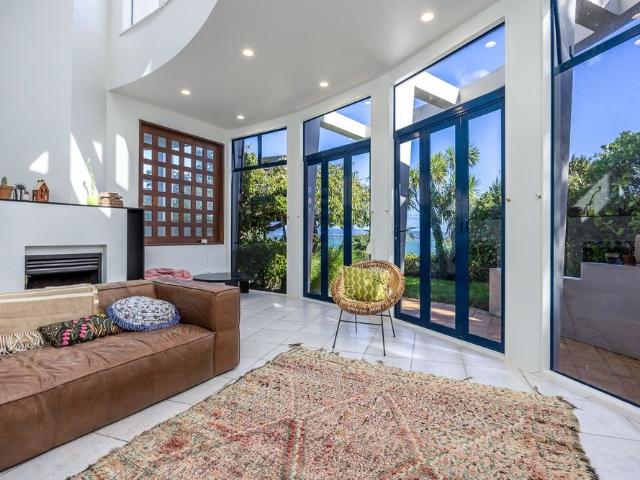 Room for rent in Wairau Valley