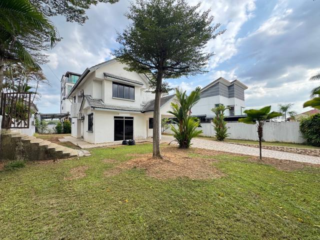 Bungalow for rent in Selayang, Selangor