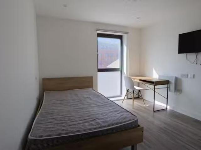 House for rent in St Philip's Marsh, Feckenham