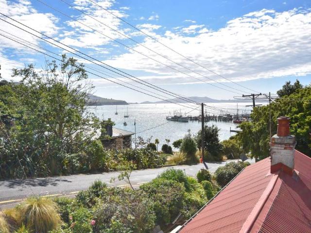 Apartment for rent in Careys Bay, Dunedin