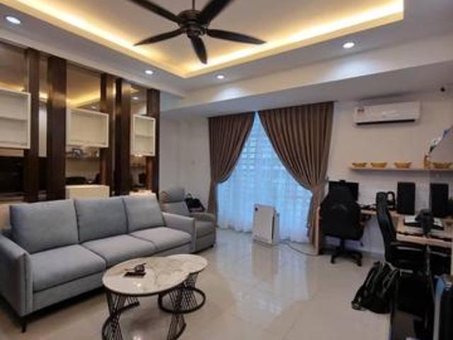 Terraced House for rent in Mukim 13, Georgetown