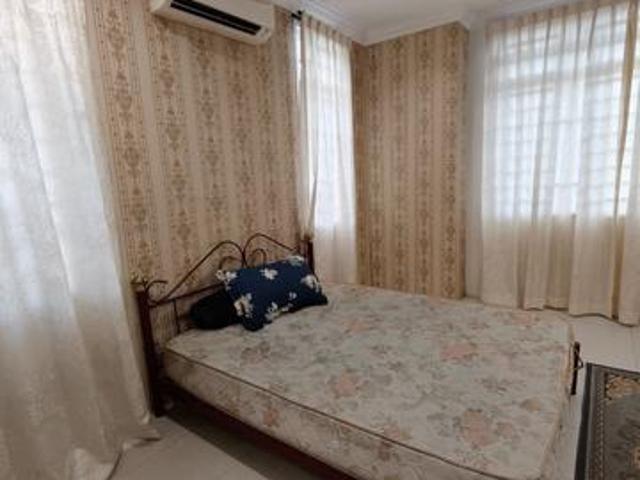 Terraced House for rent in Malaka