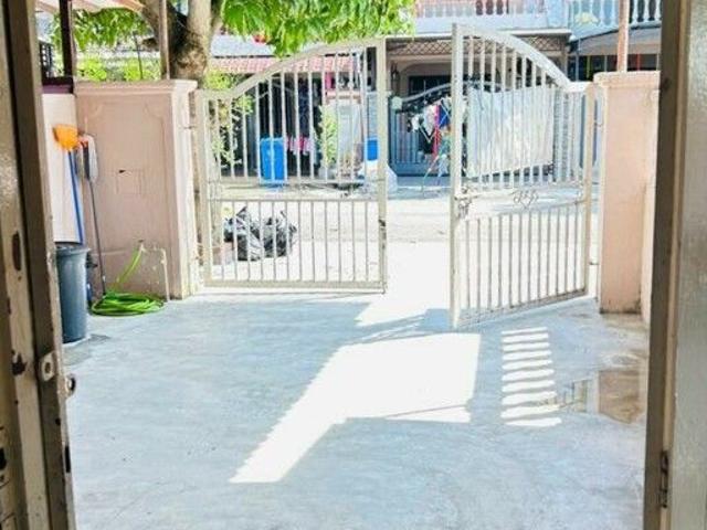 House for rent in Seksyen 25, Shah Alam