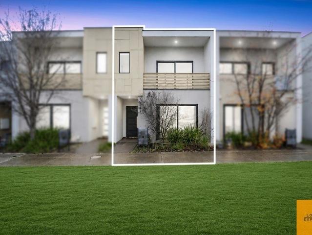 Townhouse for rent in Aspire, Melbourne