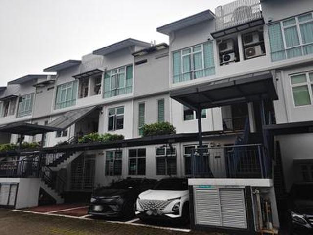 Townhouse for rent in Bukit Ledang, Johor