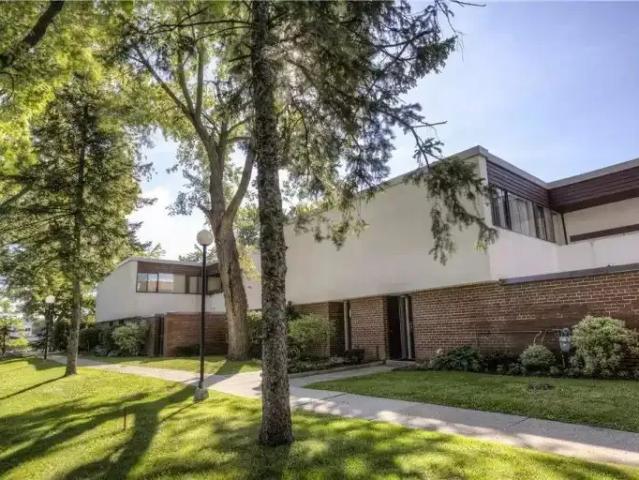Townhouse for rent in Woburn, Ontario