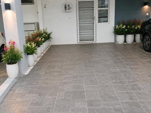 Townhouse for rent in Selangor