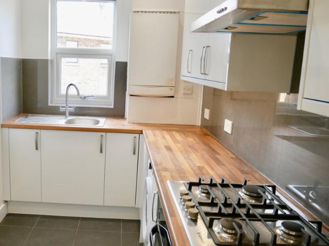 Apartment for rent in London Borough of Ealing, Hanwell