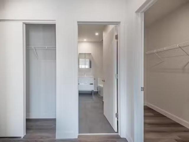 Condo for rent in St. Leonard's, Quebec