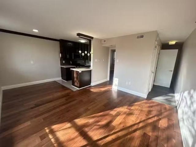 Condo for rent in Ancaster, Ontario