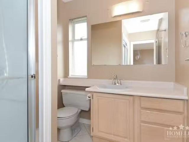Condo for rent in White Rock, British Columbia
