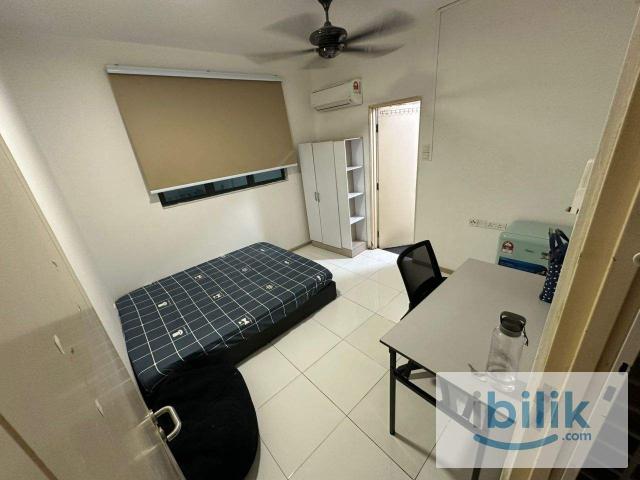Room for rent in Petaling, Alam Impian