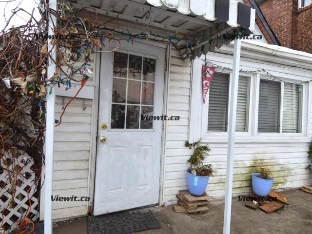 Room for rent in Woburn, Ontario