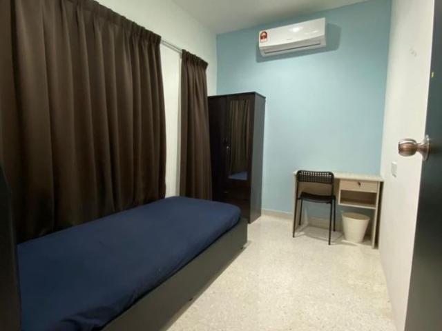 Room for rent in Petaling, Damansara Damai