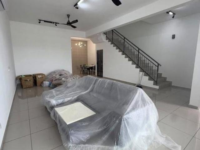 Terraced House for rent in Kulai