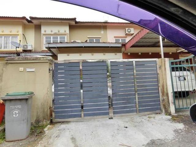 Terraced House for rent in Kulai
