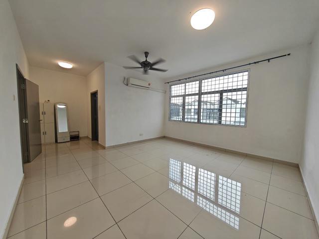 Terraced House for rent in Bandar Johor Bahru, Johor