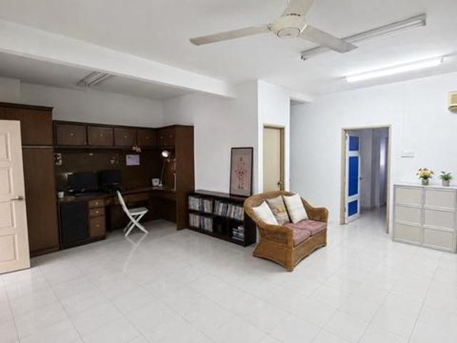 Terraced House for sale in Wellesley, Penang