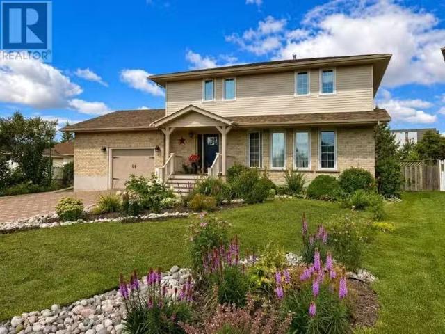 House for sale in Thunder Bay, Ontario