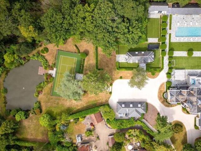 House for sale in Ivy Chimneys, Epping