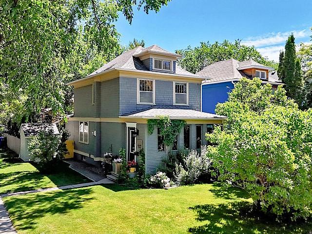 House for sale in Lethbridge, Alberta