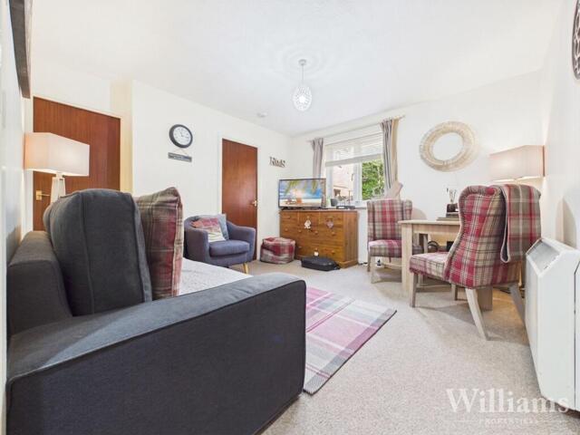 Apartment for sale in Southcourt, Aylesbury