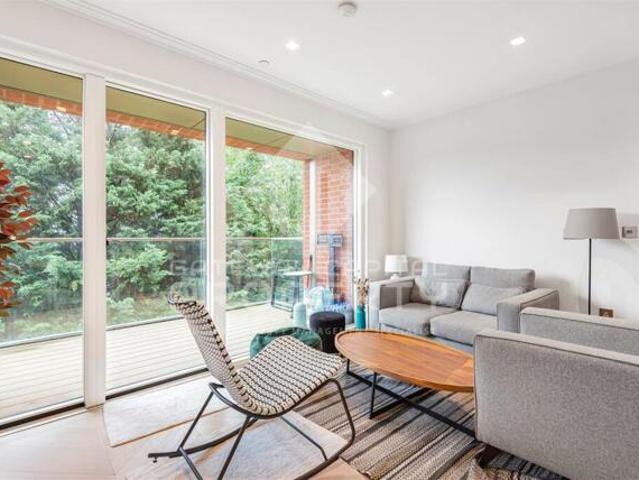 Apartment for sale in Barnet, West Hampstead
