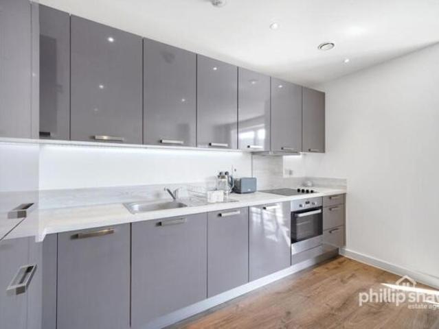 Apartment for sale in Barnet, London Borough of Barnet