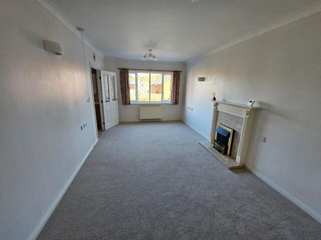 Apartment for sale in Bromsgrove, Lickey End