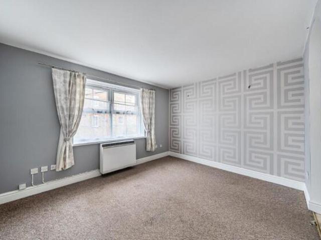 Apartment for sale in Bruton, Somerset
