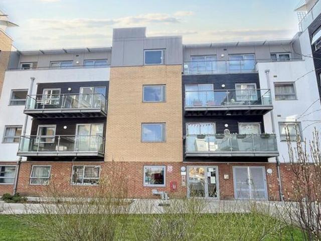 Apartment for sale in Croydon, Pollards Hill