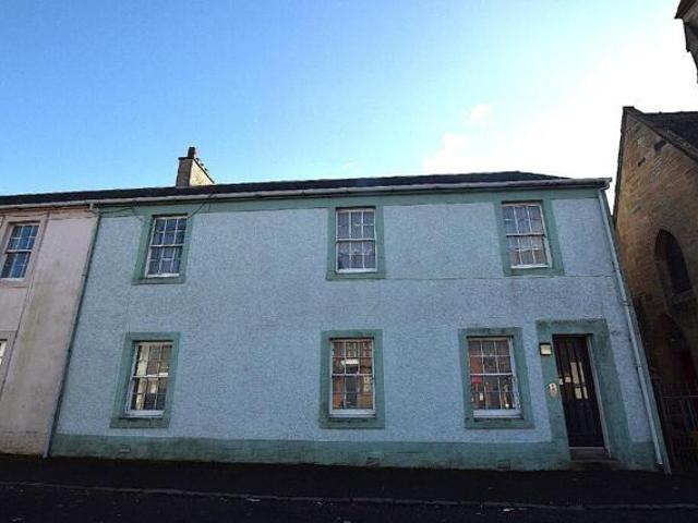Apartment for sale in Darvel, Scotland