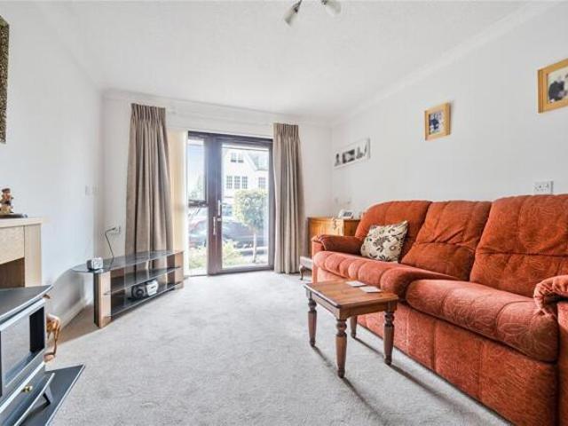Apartment for sale in Greater London