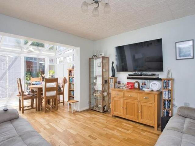 Apartment for sale in Folkestone, East Cliff