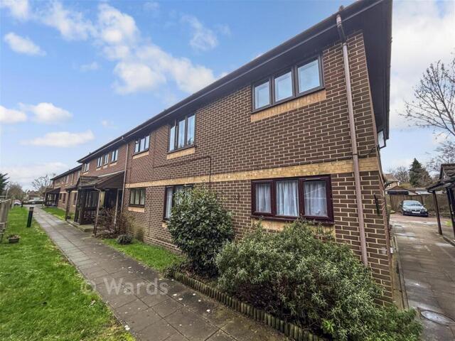 Apartment for sale in Gillingham