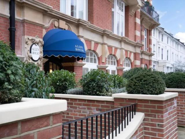 Apartment for sale in Kensington, Greater London