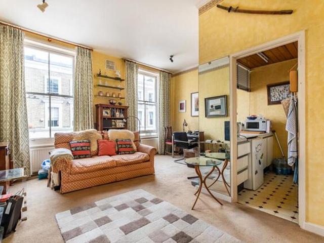Apartment for sale in Earl's Court, Greater London